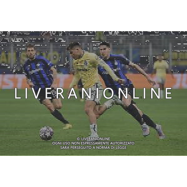 Otavio Edmilson da Silva Monteiro (Porto) e Alessandro Bastoni (Inter) Inter vs Porto Milano 22-02-2023 Stadio Giuseppe Meazza - San Siro UEFA Champions League ottavi di finale - gara di andata foto Roberto Garavaglia/ag. Aldo Liverani sas / AGENZIA ALDO LIVERANI SAS