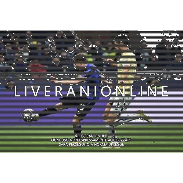 Nicolo\' Barella (Inter) occasione da gol Inter vs Porto Milano 22-02-2023 Stadio Giuseppe Meazza - San Siro UEFA Champions League ottavi di finale - gara di andata foto Roberto Garavaglia/ag. Aldo Liverani sas / AGENZIA ALDO LIVERANI SAS
