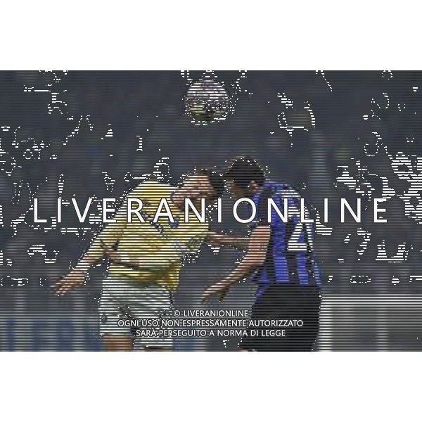 Pepe\' Eduardo Gabriel Aquino Cossa (Porto) e Hakan Calhanoglu (Inter) Inter vs Porto Milano 22-02-2023 Stadio Giuseppe Meazza - San Siro UEFA Champions League ottavi di finale - gara di andata foto Roberto Garavaglia/ag. Aldo Liverani sas / AGENZIA ALDO LIVERANI SAS
