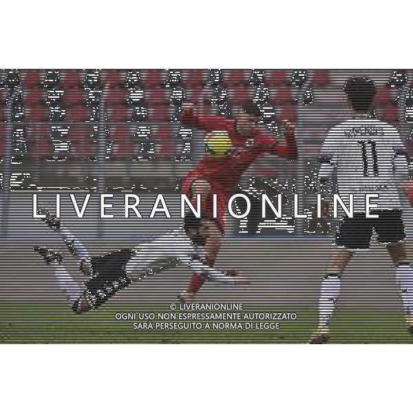 TVRG Federico Danovaro (Fiorenzuola) in area tocca la palla con il braccio ma l\'arbitro Marco Monaldi di Macerata lascia giocare Fiorenzuola vs Cesena Fiorenzuola d\'Arda (PC) 26-02-2023 Velodromo Pavesi Campionato Serie C girone B - 29a giornata foto Roberto Garavaglia/ag. Aldo Liverani sas / AGENZIA ALDO LIVERANI SAS