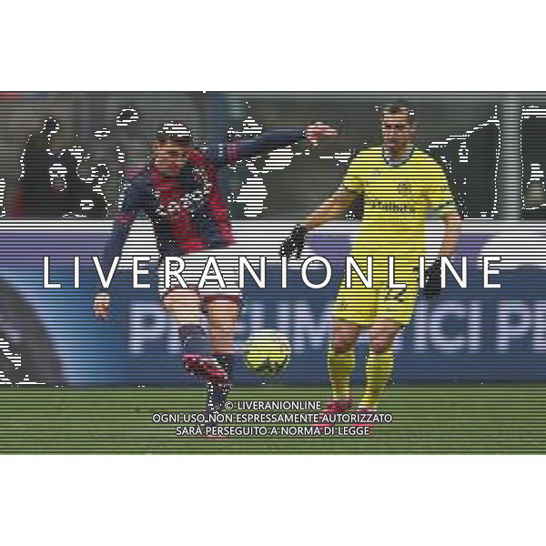 ZCP - Bologna - Inter Campionato di Calcio serie A del 26/02/2023 - nella foto: Cambiaso Andrea (Bologna f.c.) Mkhitaryan Henrikh (f.c.Internazionale)- ©Claudio Zamagni/ AG ALDO LIVERANI SAS
