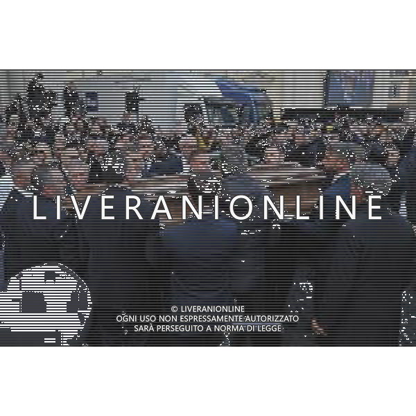 Funerali Maurizio Costanzo - Chiesa degli Artisti - Roma 27-02-2023 nella foto La bara esce dalla chiesa FOTO FEDERICO GAETANO-AG ALDO LIVERANI SAS