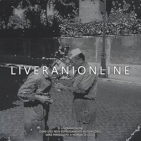 1960 ROMA IMBIANCHINI IN PAUSA FOTO SANDRO VESPASIANI-AG ALDO LIVERANI SAS