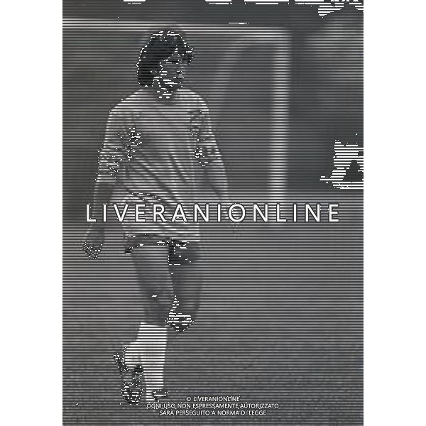 RETROSPETTIVA ZICO PSEUDONIMO DI ARTHUR ANTUNES COIMBRA CALCIATORE NELLA FOTO ZICO CON LA MAGLIA DELL\'UDINSE CALCIO NELL\'ANNO 1983-1984 AG ALDO LIVERANI SAS