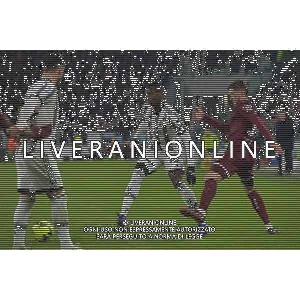 Torino 28.02.2023 Allianz Stadium Juventus vs Torino Campionato Calcio Serie A TIM 2022/2023 24a giornata Nella foto: paul pogba e alexey miranchuk ©Viganti / AGENZIA ALDO LIVERANI SAS