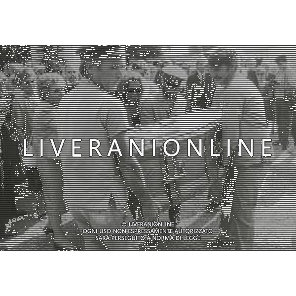 1987 MILANO CIMITERO MONUMENTALE FUNERALI DI ISABELLA RIZZOLI NELLA FOTO I FUNERALI DI ISABELLA RIZZOLI AG ALDO LIVERANI SAS