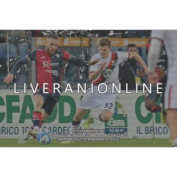 1-3-2023. Cagliari Calcio-Genoa C.F.C. 26° giornata serie BKT 2022/2023, stadio Unipol Domus Cagliari. Foto Salvatore Moi/Aldo Liverani s.a.s. Nella foto: Nahitan Nández Cagliari, Morten Frendrup Genoa ©MOI / AGENZIA ALDO LIVERANI SAS