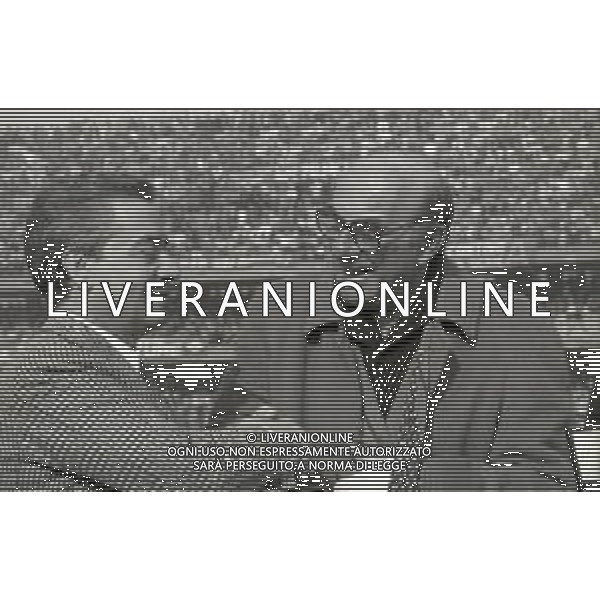 RETROSPETTIVA LAMBERTO MAZZA PRESIDENTE UDINESE CALCIO NELLA FOTO LAMBERTO MAZZA A VERONA PRIMA DELLA PARTITA VERONA-UDINESE PER UNA PREMIAZIONE NELL\'ANNO 1983 CON CELESTINO GUIDOTTI PRESIDENTE VERONA CALCIO AG ALDO LIVERANI SAS