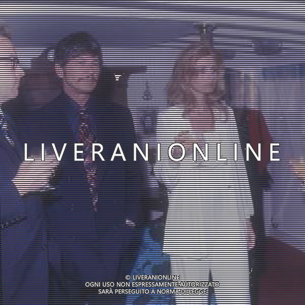 RETROSPETTIVA CHARLES BRONSON ATTORE NELLA FOTO CHARLES BRONSON CON JILL IRELAND A CANNES NELL\'ANNO 1973 AG ALDO LIVERANI SAS