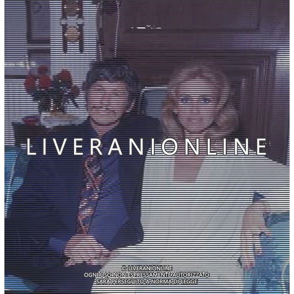 RETROSPETTIVA CHARLES BRONSON ATTORE NELLA FOTO CHARLES BRONSON CON JILL IRELAND A CANNES NELL\'ANNO 1973 AG ALDO LIVERANI SAS