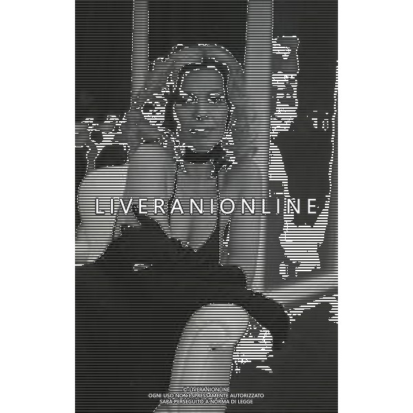 RETROSPETTIVA ABBE LANE ATTRICE NELLA FOTO ABBE LANE NELLA TRASMISSIONE TELEVISIVA “TE LA DO IO L\'AMERICA“ NELL\'ANNO 1981 AG ALDO LIVERANI SAS 