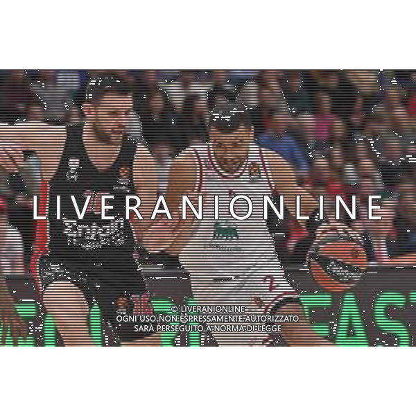 TVRG Timothe Luwawu-Cabarrot (Olimpia Milano) e Kostas Papanikolaou (Olympiacos Pireo) EA7 Emporio Armani Milano vs Olympiacos Pireo Assago (MI) 03-03-2023 Mediolanum Forum Turkish Airlines Euroleague 26a giornata regular season foto Roberto Garavaglia/ag. Aldo Liverani sas