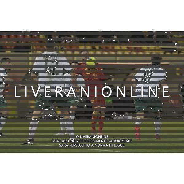 Stadio Nicola Ceravolo 4 Marzo 2023 Lega Pro 2022-2023 Catanzaro-Avellino In foto: Iemmello tra Mazzoco e Moretti ©Andrea Rosito / AGENZIA ALDO LIVERANI SAS