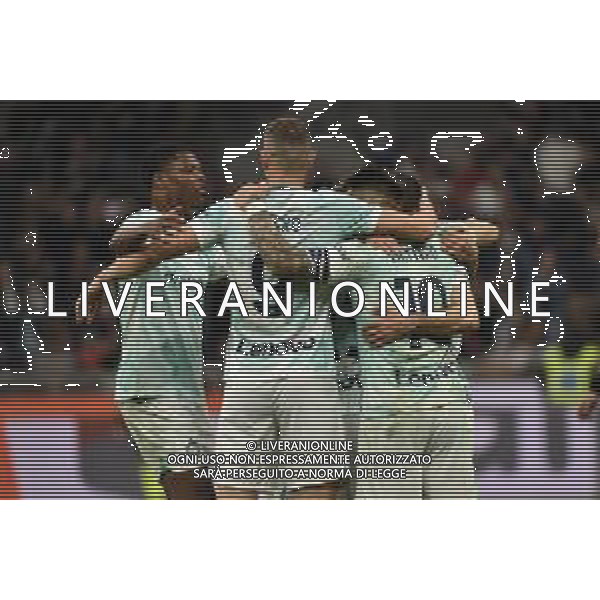 esultanza Inter dopo il gol dell\'1 a 0 Henrikh Mkhitaryan Inter vs Lecce Milano 05-03-2023 Stadio Giuseppe Meazza - San Siro Campionato Serie A TIM - 25a giornata foto Roberto Garavaglia/ag. Aldo Liverani sas / AGENZIA ALDO LIVERANI SAS