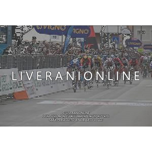 08-03-2023 Tirreno - Adriatico; Tappa 03 Follonica - Foligno; 2023, Alpecin - Deceuninck; 2023, Bahrain - Victorious; Philipsen, Jasper; Bauhaus, Phil; Foligno; ©SIROTTI / AGENZIA ALDO LIVERANI SAS
