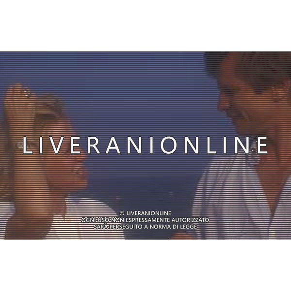 RETROSPETTIVA MICHAEL YORK ATTORE NELLA FOTO MICHAEL YORK E LA MOGLIE PATRICIA Mc CALLUM NELL\'ANNO 1987 A VENEZIA AG ALDO LIVERANI SAS 