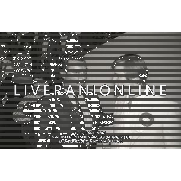 RETROSPETTIVA MICHAEL YORK ATTORE NELLA FOTO MICHAEL YORK NELL\'ANNO 1987 A VENEZIA CON DIEGO ABATANTUONO AG ALDO LIVERANI SAS 