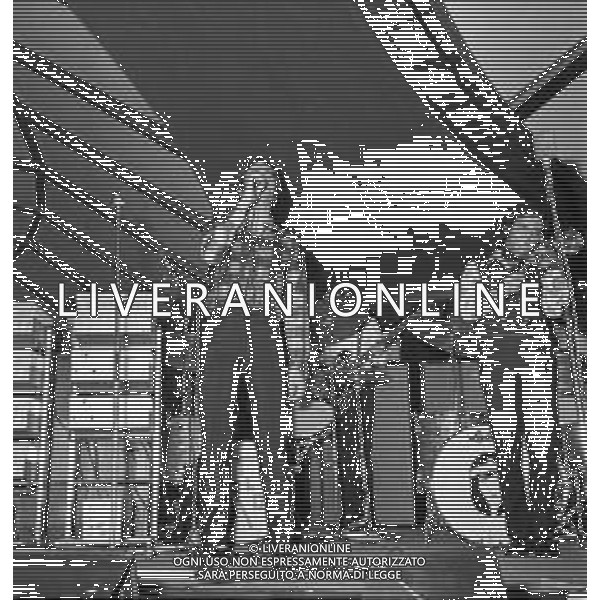 RETROSPETTIVA FAUSTO LEALI CANTANTE NELLA FOTO DURANTE UNA ESIBIZIONE ALLE ROTONDE DI GARLASCO (PAVIA) ©Archivio Giovanni Liverani / AGENZIA ALDO LIVERANI SAS