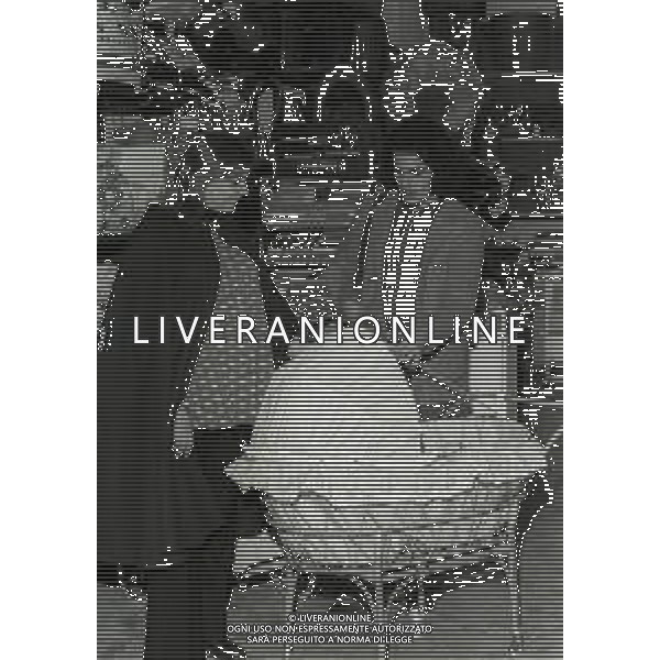 RETROSPETTIVA GIULIANO ILLIANI PSEUDONIMO DONATELLO CANTANTE NELLA FOTO GIULIANO ILLIANI CON LA MOGLIE ARMIDA STIVALA NELL\'ANNO 1973 FOTO GINO BALDAN-AG ALDO LIVERANI SAS