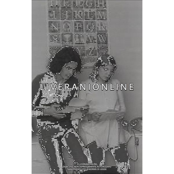 RETROSPETTIVA GIULIANO ILLIANI PSEUDONIMO DONATELLO CANTANTE NELLA FOTO GIULIANO ILLIANI CON LA MOGLIE ARMIDA STIVALA NELL\'ANNO 1973 FOTO GINO BALDAN-AG ALDO LIVERANI SAS