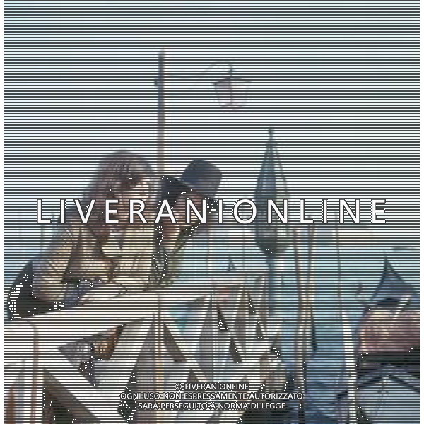 RETROSPETTIVA GIULIANO ILLIANI PSEUDONIMO DONATELLO CANTANTE NELLA FOTO GIULIANO ILLIANI CON LA MOGLIE ARMIDA STIVALA NELL\'ANNO 1973 A VENEZIA PER LA PRESENTAZIONE DEL FILM“DIARIO DI UN ITALIANO“ FOTO GINO BALDAN-AG ALDO LIVERANI SAS  