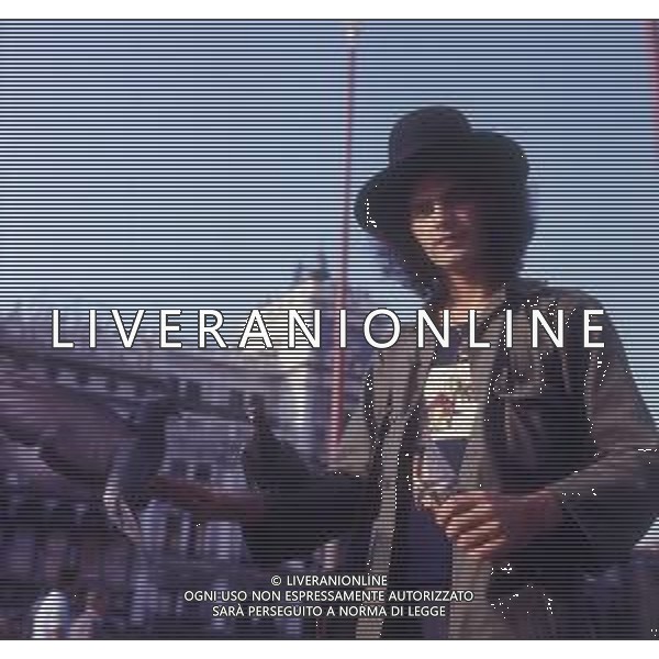 RETROSPETTIVA GIULIANO ILLIANI PSEUDONIMO DONATELLO CANTANTE NELLA FOTO GIULIANO ILLIANI CON LA MOGLIE ARMIDA STIVALA NELL\'ANNO 1973 A VENEZIA PER LA PRESENTAZIONE DEL FILM“DIARIO DI UN ITALIANO“ FOTO GINO BALDAN-AG ALDO LIVERANI SAS  