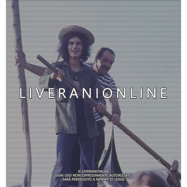 RETROSPETTIVA GIULIANO ILLIANI PSEUDONIMO DONATELLO CANTANTE NELLA FOTO GIULIANO ILLIANI CON LA MOGLIE ARMIDA STIVALA NELL\'ANNO 1973 A VENEZIA PER LA PRESENTAZIONE DEL FILM“DIARIO DI UN ITALIANO“ FOTO GINO BALDAN-AG ALDO LIVERANI SAS  