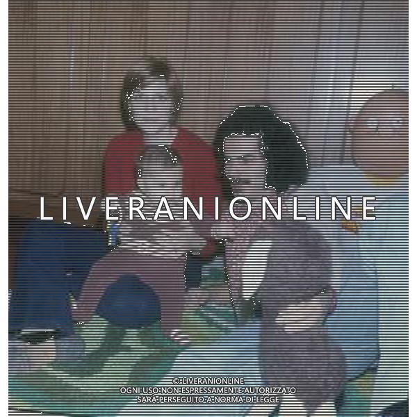 RETROSPETTIVA GIULIANO ILLIANI PSEUDONIMO DONATELLO CANTANTE NELLA FOTO GIULIANO ILLIANI CON LA MOGLIE ARMIDA STIVALA E LA FIGLIA FOTO GINO BALDAN-AG ALDO LIVERANI SAS  