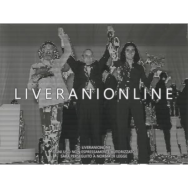 RETROSPETTIVA GIULIANO ILLIANI PSEUDONIMO DONATELLO CANTANTE NELLA FOTO GIULIANO ILLIANI -Georges Moustaki- GIANNI RAVERA A VENEZIA GONODLA D\'ORO FOTO GINO BALDAN-AG ALDO LIVERANI SAS 