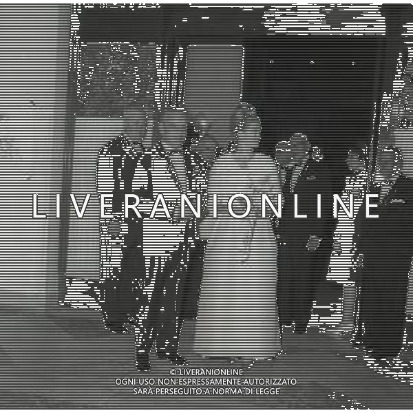 RETROSPETTIVA PRINCIPE RANIERI DI MONACO NELLA FOTO RANIERI DI MONACO CON GRACE KELLY AL GALA\' A MONTECARLO CON DAVID NIVEN NELL\'ANNO 1963 AG ALDO LIVERANI SAS 