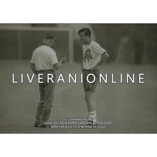 1994 MILANELLO ALLENAMENTO NAZIONALE ITALIANA DI CALCIO NELLA FOTO ARRIGO SACCHI CON NICOLA BERTI AG ALDO LIVERANI SAS