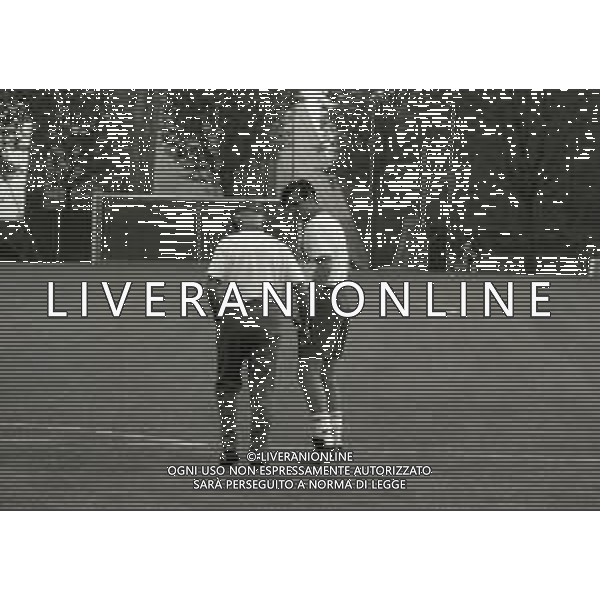 1994 MILANELLO ALLENAMENTO NAZIONALE ITALIANA DI CALCIO NELLA FOTO ARRIGO SACCHI CON NICOLA BERTI AG ALDO LIVERANI SAS