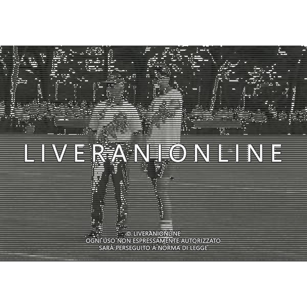1994 MILANELLO ALLENAMENTO NAZIONALE ITALIANA DI CALCIO NELLA FOTO ARRIGO SACCHI E ALESSANDRO COSTACURTA AG ALDO LIVERANI SAS