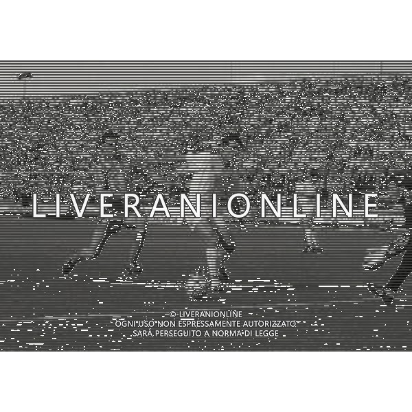02-05-1993 CREMONA CAMPIONATO DI CLACIO SERIE B CREMONESE-PIACENZA 2-0 NELLA FOTO AZIONE DI GIOCO AG ALDO LIVERANI SAS