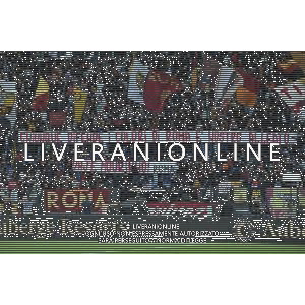 Roma vs Sassuolo Campionato Serie A TIM - 26 Giornata - Stadio Olimpico - Roma 12-03-2023 nella foto Striscione tifosi pro Mourinho ©Federico Gaetano / AGENZIA ALDO LIVERANI SAS