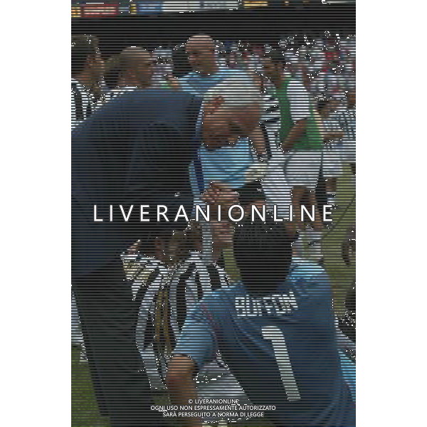 NEW YORK 3/08/2003 SUPERCOPPA ITALIANA NELLA FOTO BETTEGA ROBERTO-GIANLUIGI BUFFON FOTO ALDO LIVERANI