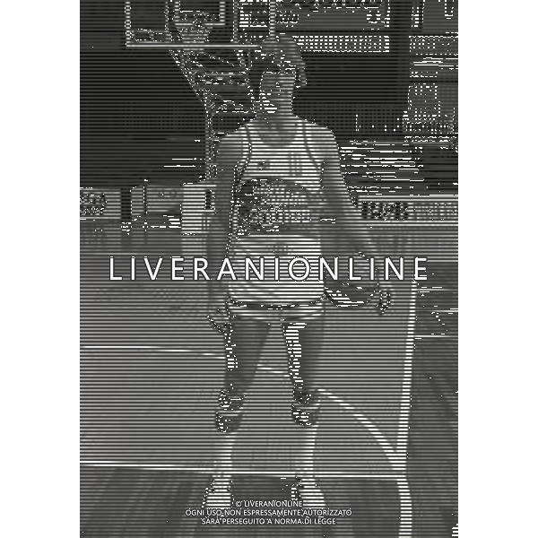 RETROSPETTIVA TERRY STOTTS BASKET NELLA FOTO TERRY STOTTS SQUIBB BASKET CANTU\' NELL\'ANNO 1980-1981 FOTO ENRICO LIVERANI-AG ALDO LIVERANI SAS