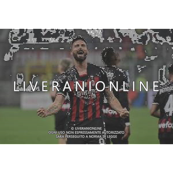 Olivier Giroud (Milan) esulta dopo il gol dell\'1 a 0 Milan vs Salernitana Milano 13-03-2023 Stadio Giuseppe Meazza - San Siro Campionato Serie A TIM - 26a giornata foto Roberto Garavaglia/ag. Aldo Liverani sas / AGENZIA ALDO LIVERANI SAS