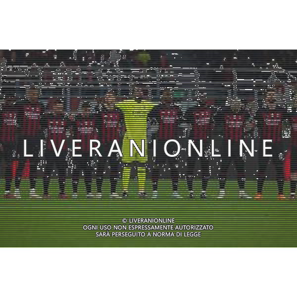 la formazione schierata durante il minuto di silenzio - MILAN vs SALERNITANA Campionato Calcio Serie A TIM 13-03-2023 ©PAOLO GIAMPIETRI / AGENZIA ALDO LIVERANI SAS