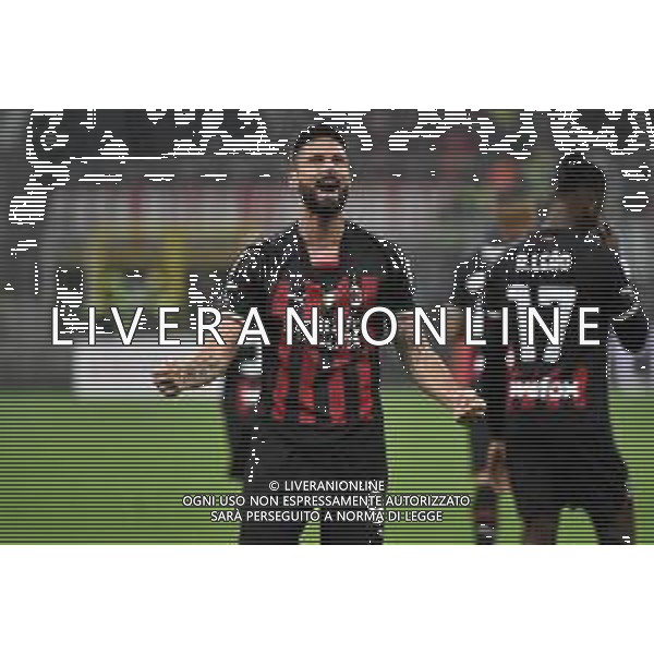 Olivier Giroud (Milan) esulta dopo il gol dell\'1 a 0 Milan vs Salernitana Milano 13-03-2023 Stadio Giuseppe Meazza - San Siro Campionato Serie A TIM - 26a giornata foto Roberto Garavaglia/ag. Aldo Liverani sas / AGENZIA ALDO LIVERANI SAS