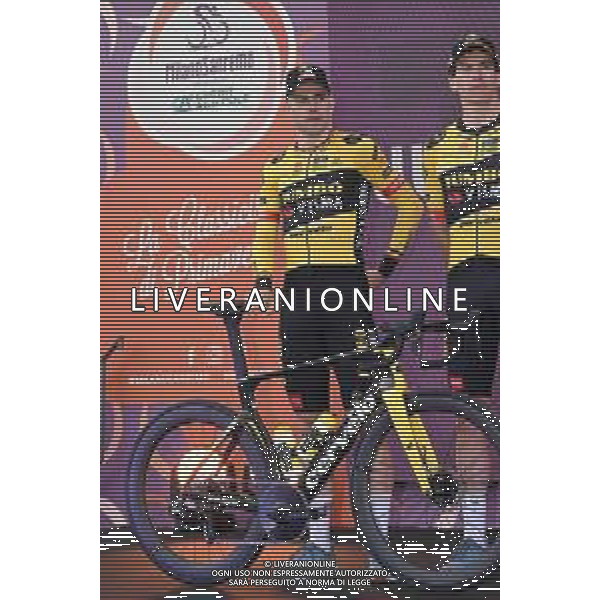 17-03-2023 Presentazione Squadre Milano - Sanremo 2023; 2023, Jumbo - Visma; Van Aert, Wout; Abbiategrasso; ©SIROTTI / AGENZIA ALDO LIVERANI SAS