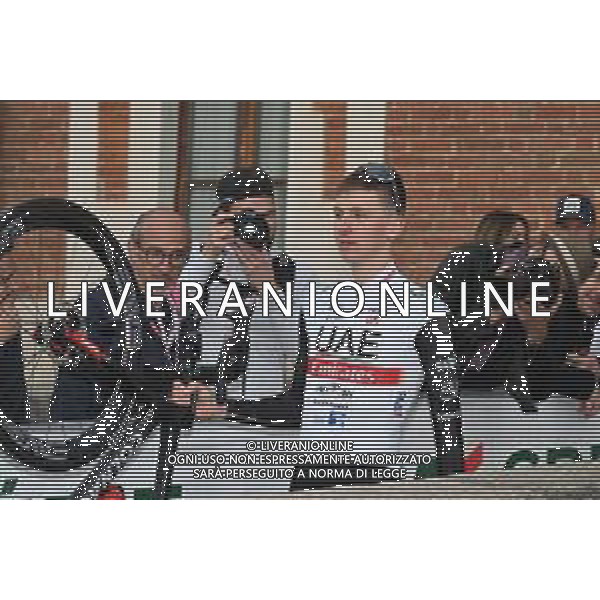 17-03-2023 Presentazione Squadre Milano - Sanremo 2023; 2023, Uae Emirates; Pogacar, Tadej; Abbiategrasso; ©SIROTTI / AGENZIA ALDO LIVERANI SAS