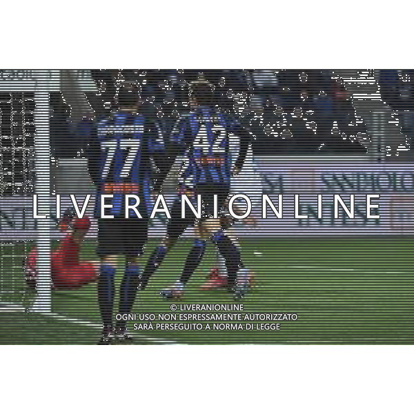 TVRG Tyronne Ebuehi (Empoli), coperto, segna il gol dell\'1 a 0 Atalanta vs Empoli Bergamo 17-03-2023 Gewiss Stadium - Stadio Atleti Azzurri d\'Italia Campionato Serie A TIM - 27a giornata foto Roberto Garavaglia/ag. Aldo Liverani sas