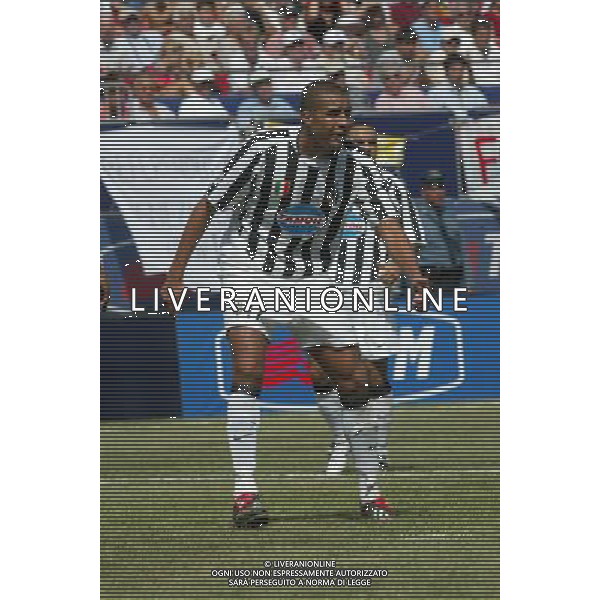 NEW YORK 3/08/2003 SUPERCOPPA ITALIANA NELLA FOTO david trezeguet FOTO ALDO LIVERANI
