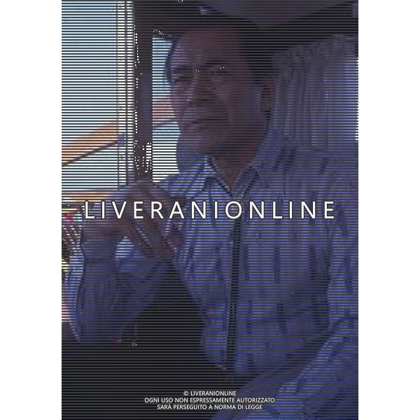 RETROSPETTIVA TOSHIRO MIFUNE REGISTA NELLA FOTO TOSHIRO MIFUNE A VENEZIA NELL\'ANNO 1989 CON LA FAMIGLIA AG ALDO LIVERANI SAS 