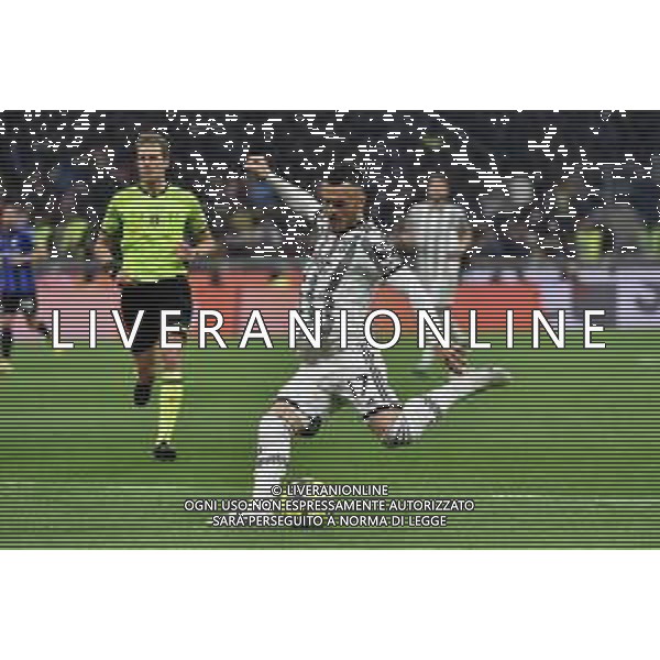 Filip Kostic (Juventus) segna il gol dell\'1 a 0 Inter vs Juventus Milano 19-03-2023 Stadio Giuseppe Meazza - San Siro Campionato Serie A TIM - 27a giornata foto Roberto Garavaglia/ag. Aldo Liverani sas/ AGENZIA ALDO LIVERANI SAS