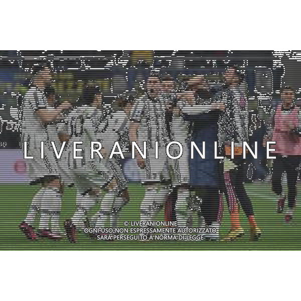 esultanza Juve dopo il gol del\'1 a 0 Filip Kostic Inter vs Juventus Milano 19-03-2023 Stadio Giuseppe Meazza - San Siro Campionato Serie A TIM - 27a giornata foto Roberto Garavaglia/ag. Aldo Liverani sas/ AGENZIA ALDO LIVERANI SAS