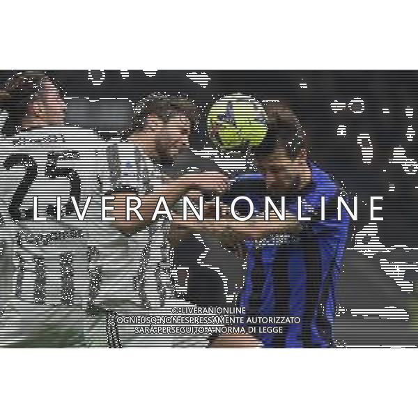 Manuel Locatelli (Juventus) e Francesco Acerbi (Inter) Inter vs Juventus Milano 19-03-2023 Stadio Giuseppe Meazza - San Siro Campionato Serie A TIM - 27a giornata foto Roberto Garavaglia/ag. Aldo Liverani sas/ AGENZIA ALDO LIVERANI SAS