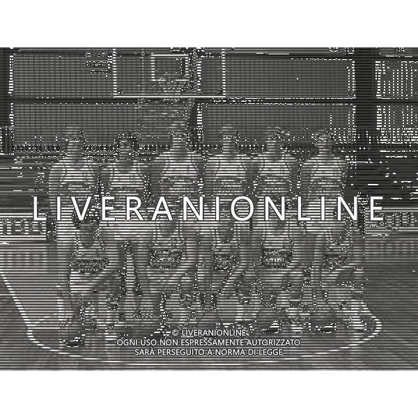 1980-1981 CANTU\' LA FORMAZIONE DELLA SQUIBB BASKET CANTU\' FOTO ENRICO LIVERANI -AG ALDO LIVERANI SAS