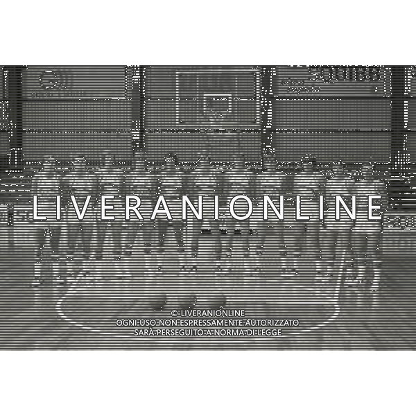 1980-1981 CANTU\' LA FORMAZIONE DELLA SQUIBB BASKET CANTU\' FOTO ENRICO LIVERANI -AG ALDO LIVERANI SAS
